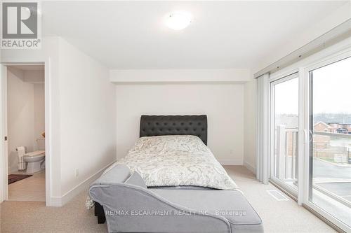 19 - 261 Skinner Road, Hamilton (Waterdown), ON - Indoor Photo Showing Bedroom