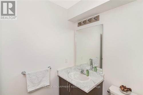 19 - 261 Skinner Road, Hamilton (Waterdown), ON - Indoor Photo Showing Bathroom