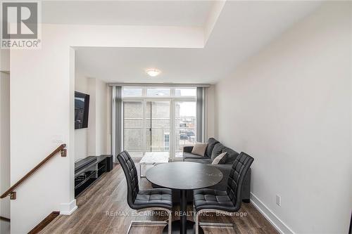 19 - 261 Skinner Road, Hamilton (Waterdown), ON - Indoor Photo Showing Dining Room