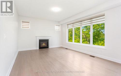 80 Marlene Johnston Drive, East Gwillimbury (Holland Landing), ON - Indoor Photo Showing Other Room With Fireplace