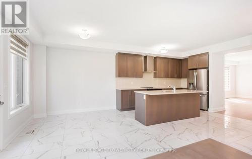 80 Marlene Johnston Drive, East Gwillimbury (Holland Landing), ON - Indoor Photo Showing Kitchen