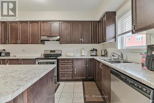 21 Maynada Road, Brampton (Northwest Brampton), ON - Indoor Photo Showing Kitchen With Stainless Steel Kitchen With Double Sink