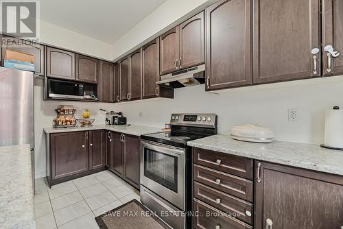 21 Maynada Road, Brampton (Northwest Brampton), ON - Indoor Photo Showing Kitchen With Stainless Steel Kitchen