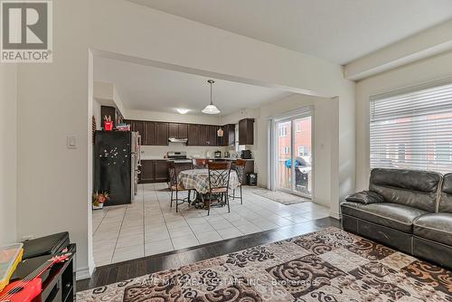 21 Maynada Road, Brampton (Northwest Brampton), ON - Indoor Photo Showing Living Room