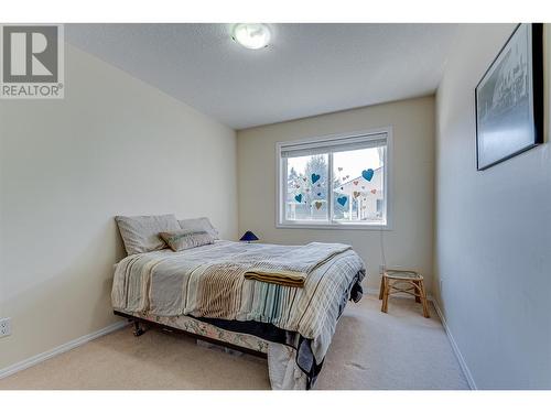 1832 47 Avenue, Vernon, BC - Indoor Photo Showing Bedroom