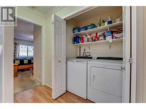 1832 47 Avenue, Vernon, BC - Indoor Photo Showing Laundry Room