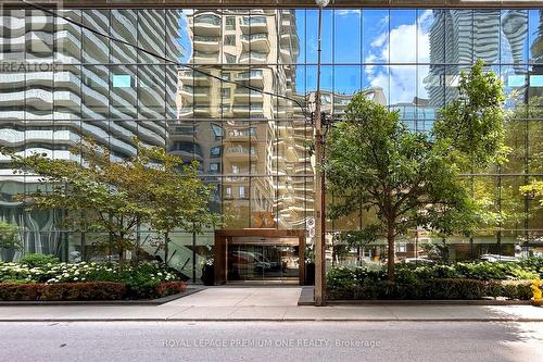 1605 - 33 Charles Street, Toronto (Church-Yonge Corridor), ON - Outdoor