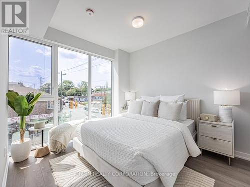 220 - 201 Brock Street S, Whitby (Downtown Whitby), ON - Indoor Photo Showing Bedroom