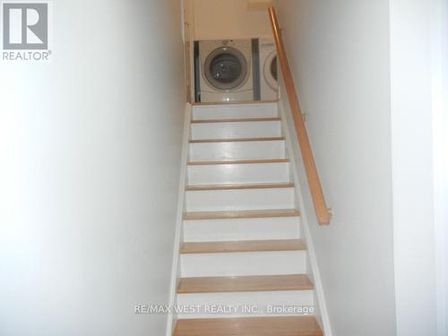 110 Cupola Crescent, Vaughan (Vellore Village), ON - Indoor Photo Showing Other Room