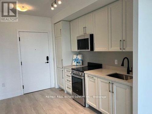 615 - 2450 Old Bronte Road, Oakville (Palermo West), ON - Indoor Photo Showing Kitchen