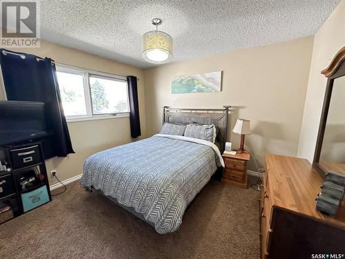 342 7Th Avenue Se, Swift Current, SK - Indoor Photo Showing Bedroom