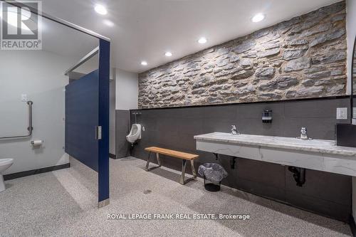 209 - 51 Rivermill Boulevard, Kawartha Lakes (Lindsay), ON - Indoor Photo Showing Bathroom