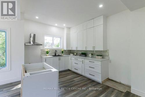 1411 Hwy 56, Hamilton, ON - Indoor Photo Showing Laundry Room