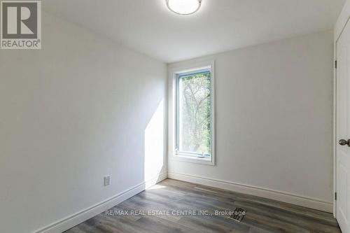 1411 Hwy 56, Hamilton, ON - Indoor Photo Showing Other Room