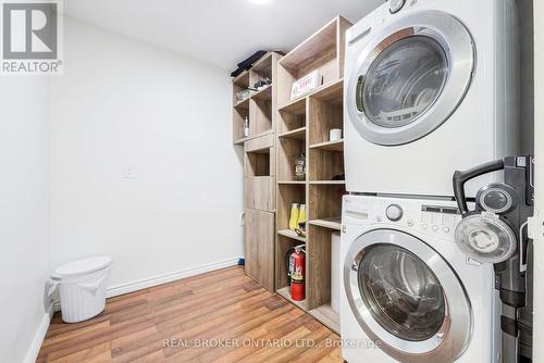 1503 - 1350 York Mills Road, Toronto (Parkwoods-Donalda), ON - Indoor Photo Showing Laundry Room