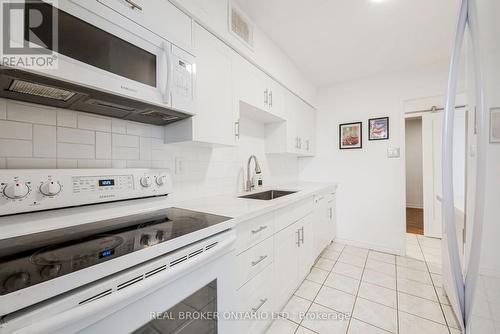 1503 - 1350 York Mills Road, Toronto (Parkwoods-Donalda), ON - Indoor Photo Showing Kitchen