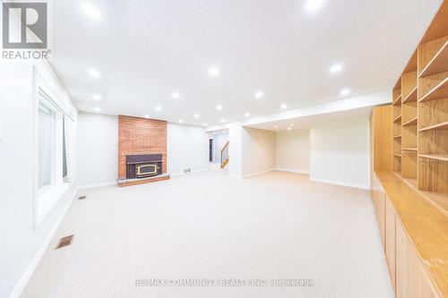 20 Restwell Crescent, Toronto (Bayview Village), ON - Indoor