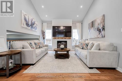 46 Irwin Crescent, New Tecumseth (Alliston), ON - Indoor Photo Showing Living Room With Fireplace