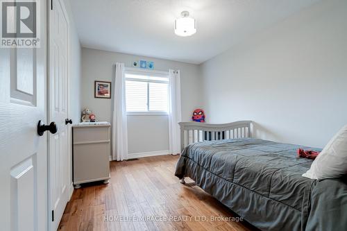 46 Irwin Crescent, New Tecumseth (Alliston), ON - Indoor Photo Showing Bedroom