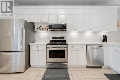 46 Irwin Crescent, New Tecumseth (Alliston), ON - Indoor Photo Showing Kitchen With Stainless Steel Kitchen