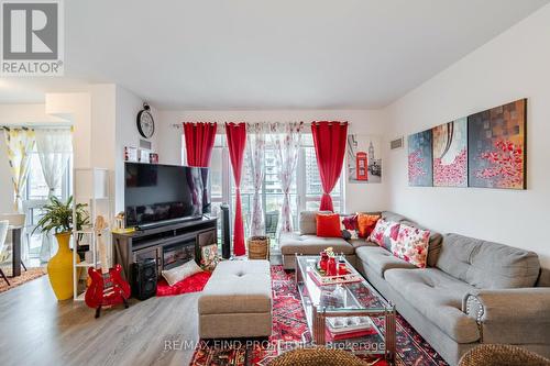 403 - 4655 Glenn Erin Drive, Mississauga (Central Erin Mills), ON - Indoor Photo Showing Living Room