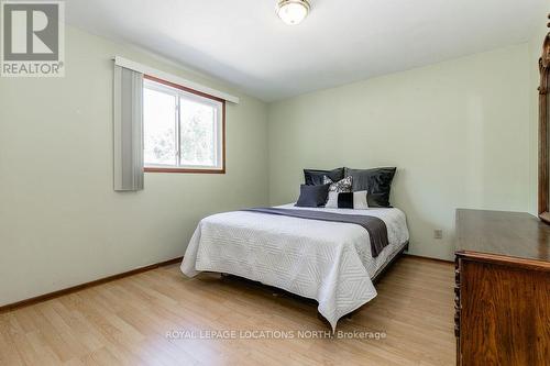 32 57Th Street S, Wasaga Beach, ON - Indoor Photo Showing Bedroom