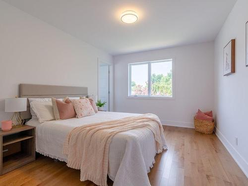 Chambre Ã Â coucher - 6780 Rue Baillargeon, Brossard, QC - Indoor Photo Showing Bedroom