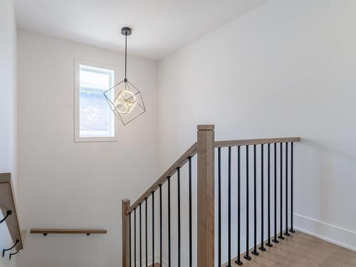 Staircase - 6780 Rue Baillargeon, Brossard, QC - Indoor Photo Showing Other Room