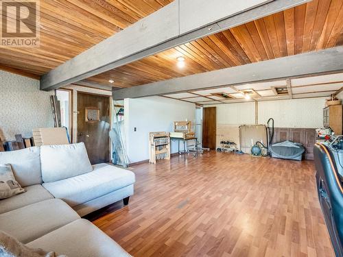 2408 11Th Avenue, Castlegar, BC - Indoor