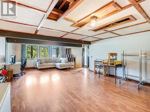 2408 11Th Avenue, Castlegar, BC - Indoor