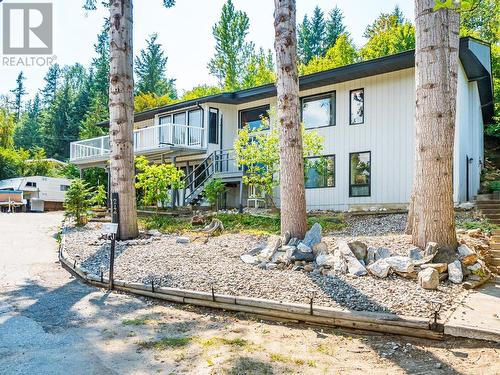 2408 11Th Avenue, Castlegar, BC - Outdoor