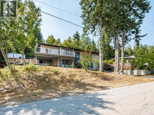 2408 11Th Avenue, Castlegar, BC - Outdoor