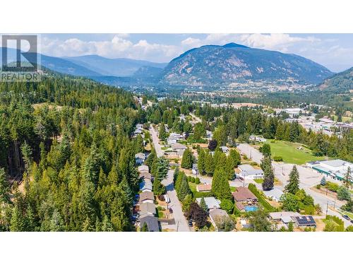 2408 11Th Avenue, Castlegar, BC - Outdoor With View