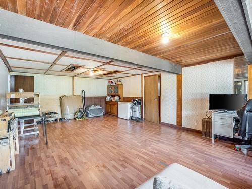 2408 11Th Avenue, Castlegar, BC - Indoor