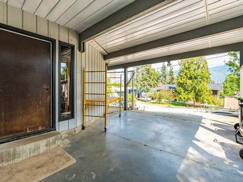 2408 11Th Avenue, Castlegar, BC - Outdoor With Deck Patio Veranda