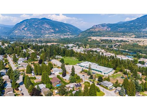 2408 11Th Avenue, Castlegar, BC - Outdoor With View