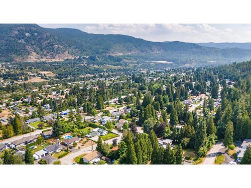 2408 11Th Avenue, Castlegar, BC - Outdoor With View