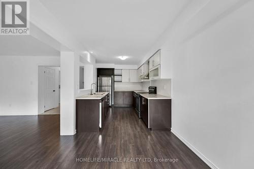 186 Odonnell Drive, Hamilton (Binbrook), ON - Indoor Photo Showing Kitchen