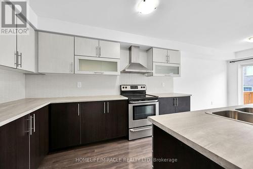 186 Odonnell Drive, Hamilton (Binbrook), ON - Indoor Photo Showing Kitchen With Double Sink