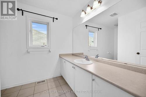 186 Odonnell Drive, Hamilton (Binbrook), ON - Indoor Photo Showing Bathroom