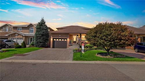 21 Haskins Court, Hamilton, ON - Outdoor With Facade