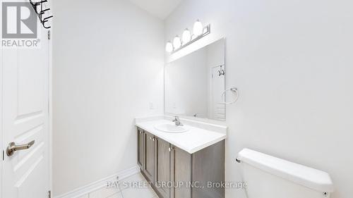 202 Paradelle Drive, Richmond Hill (Oak Ridges Lake Wilcox), ON - Indoor Photo Showing Bathroom