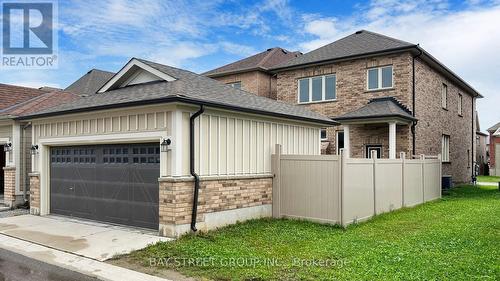 202 Paradelle Drive, Richmond Hill (Oak Ridges Lake Wilcox), ON - Outdoor