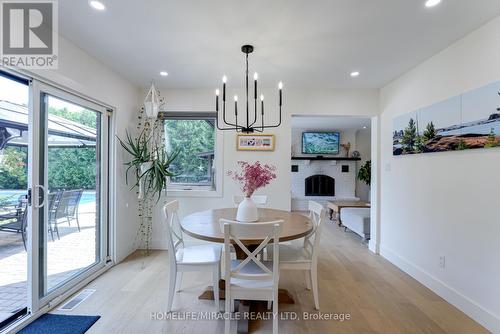 71 Nicholson Crescent, Springwater (Minesing), ON - Indoor Photo Showing Dining Room