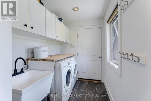 71 Nicholson Crescent, Springwater (Minesing), ON - Indoor Photo Showing Laundry Room