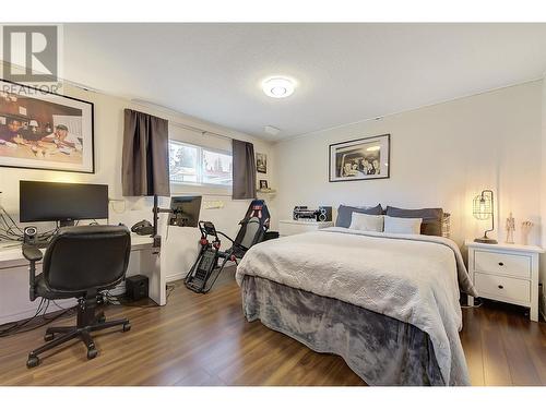 878 Roma Court, Kelowna, BC - Indoor Photo Showing Bedroom