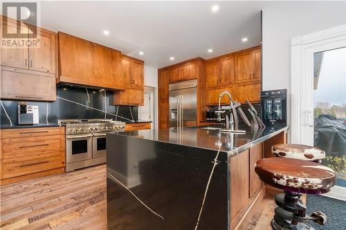 18734 County 2 Road, Cornwall, ON - Indoor Photo Showing Kitchen With Upgraded Kitchen