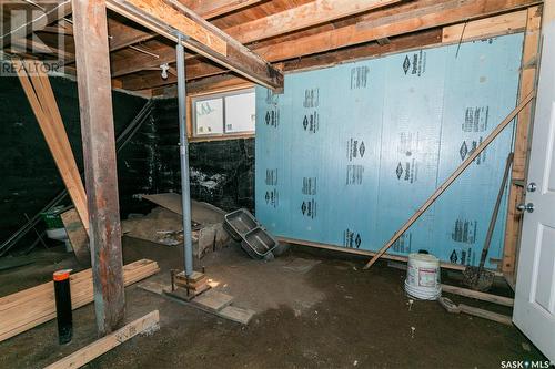 631 Saskatchewan Avenue, Kerrobert, SK - Indoor Photo Showing Basement