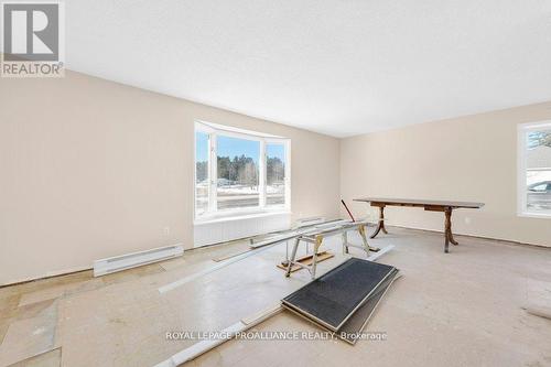 12345 Highway 41 N, Addington Highlands, ON - Indoor Photo Showing Other Room