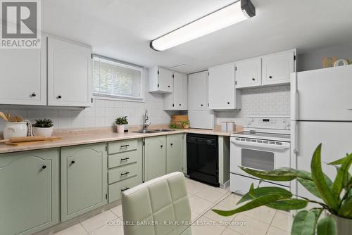 1101 King Street, Whitby (Downtown Whitby), ON - Indoor Photo Showing Kitchen With Double Sink